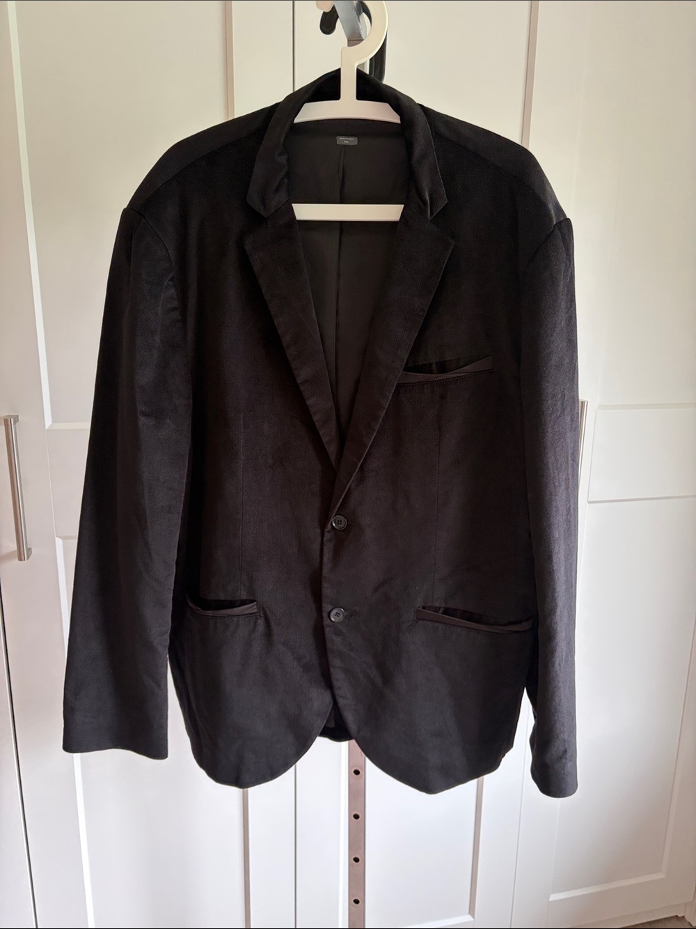 Men's Black Sport Coat - Elegant Two-Button Blazer